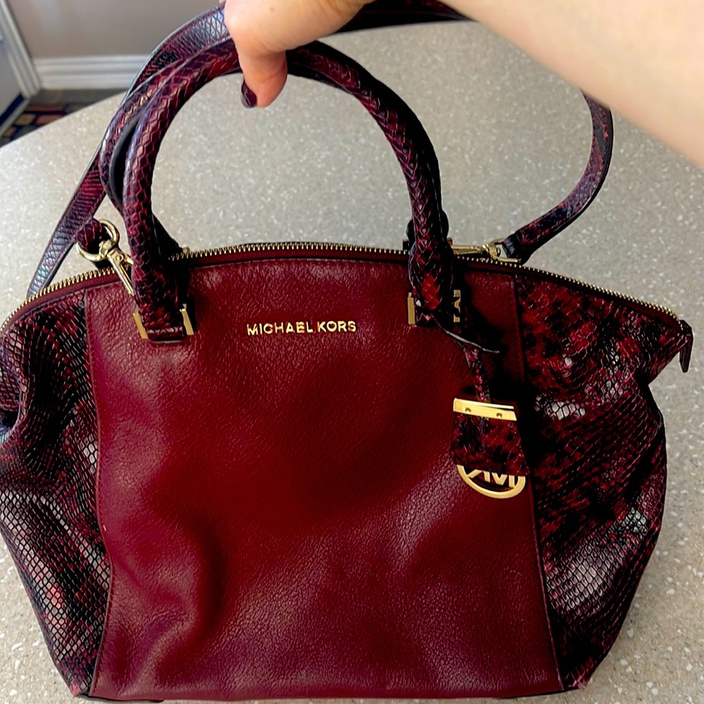 Michael Kors leather bag